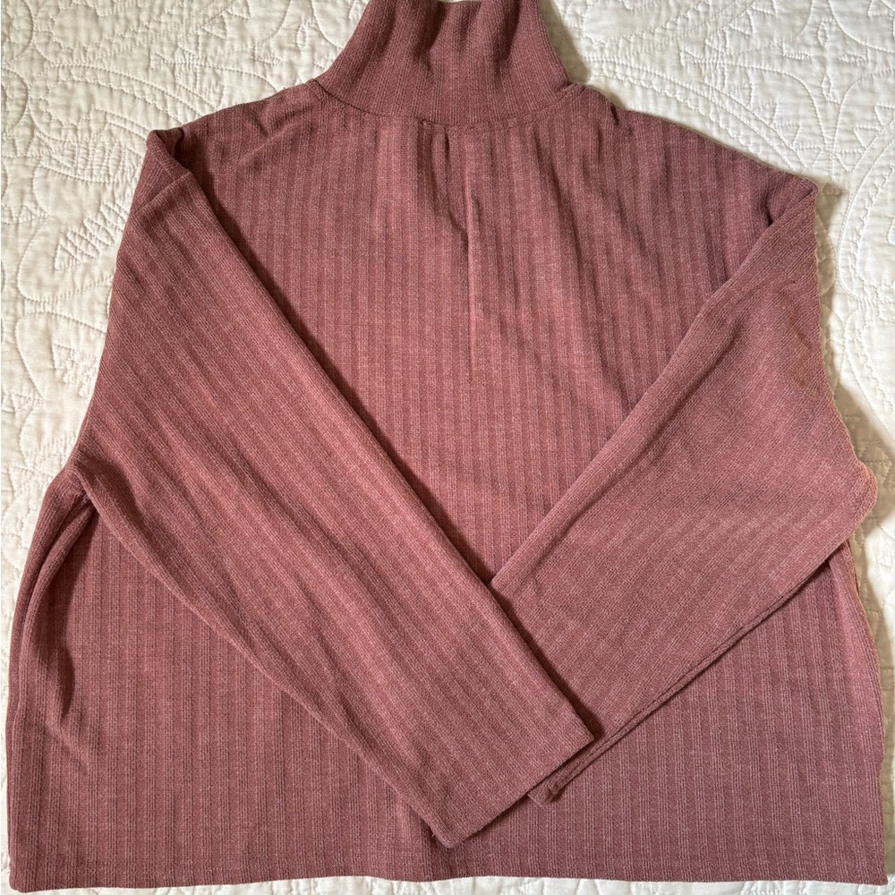 Vestique Blush Ribbed Knit Top